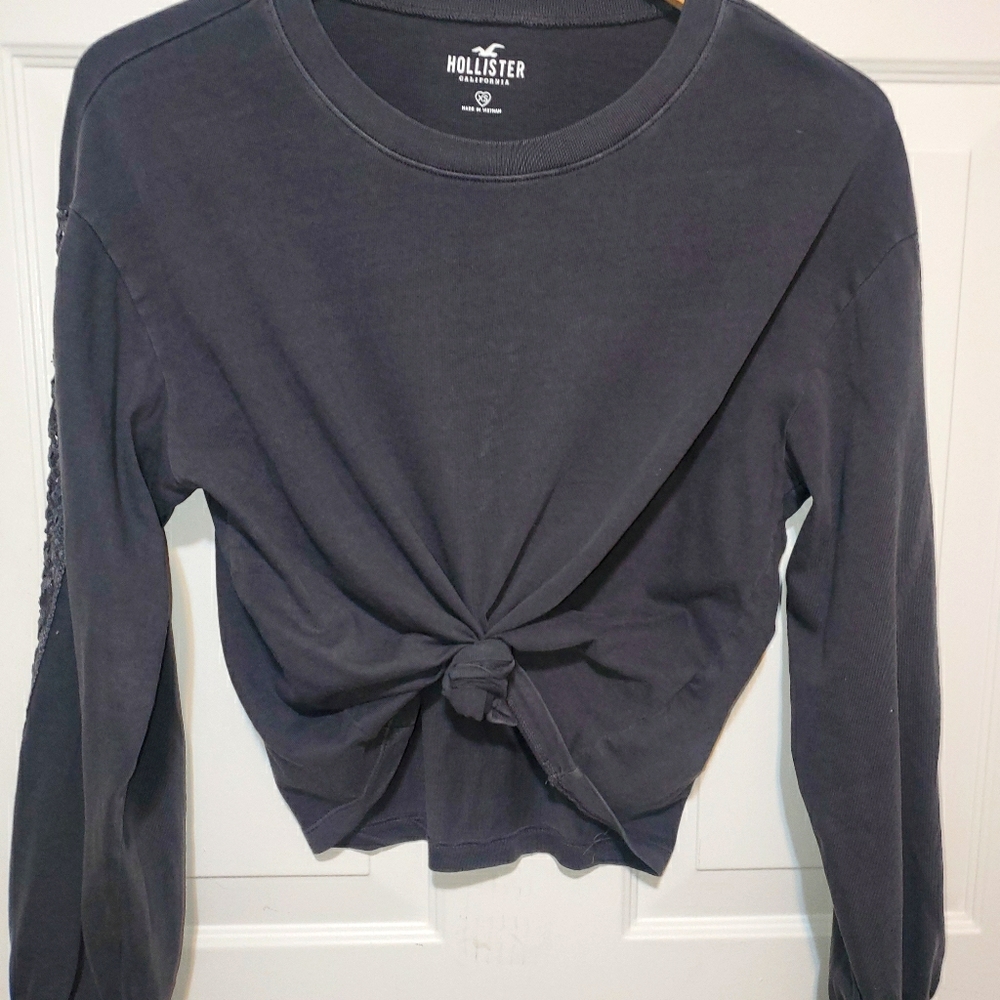 Hollister new with out tags long sleeve shirt
